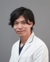 窪田　純医師